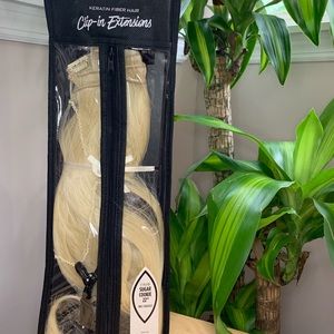 Clip-In Hair Extensions (22inches) Sugar Cookie